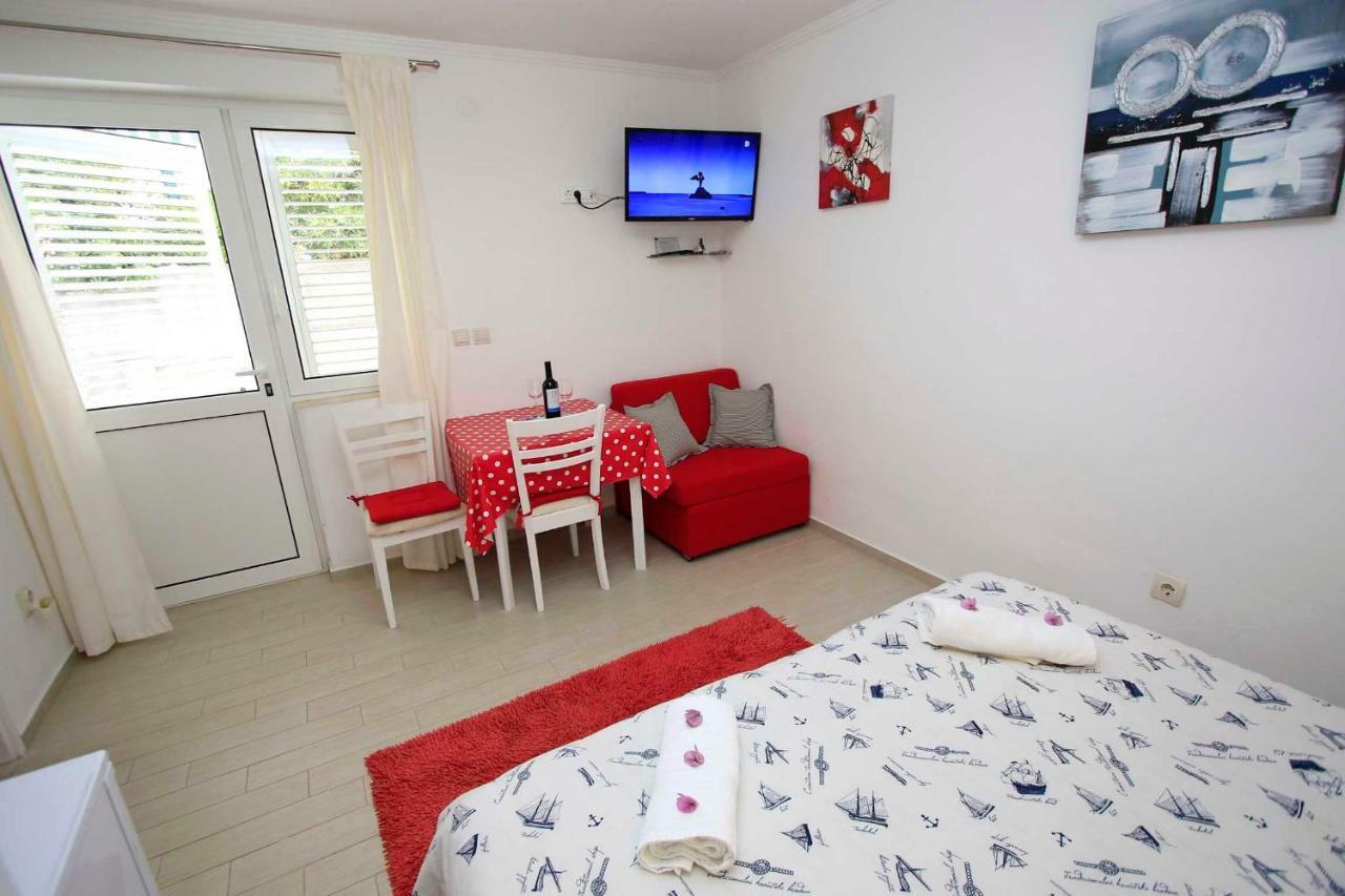 Apartmani Ivona&Ivo Makarska Exterior foto