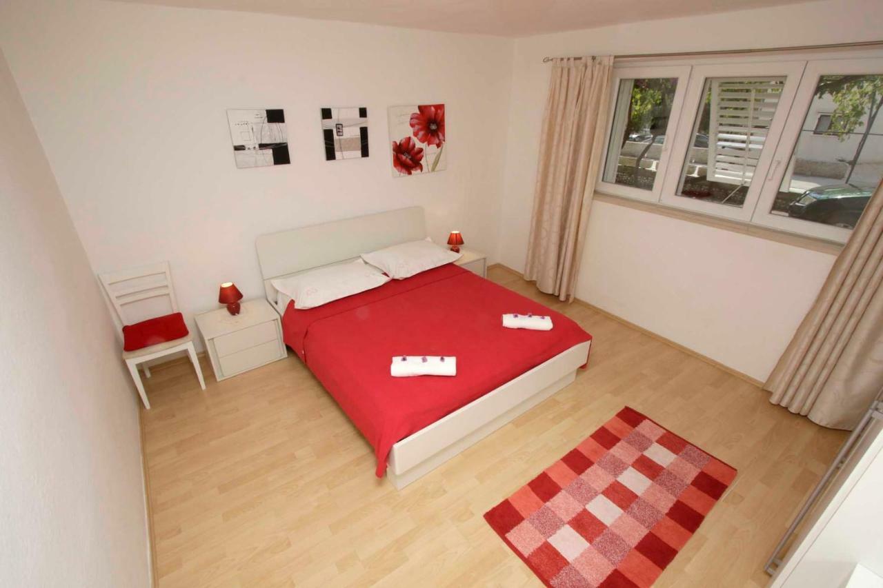 Apartmani Ivona&Ivo Makarska Exterior foto
