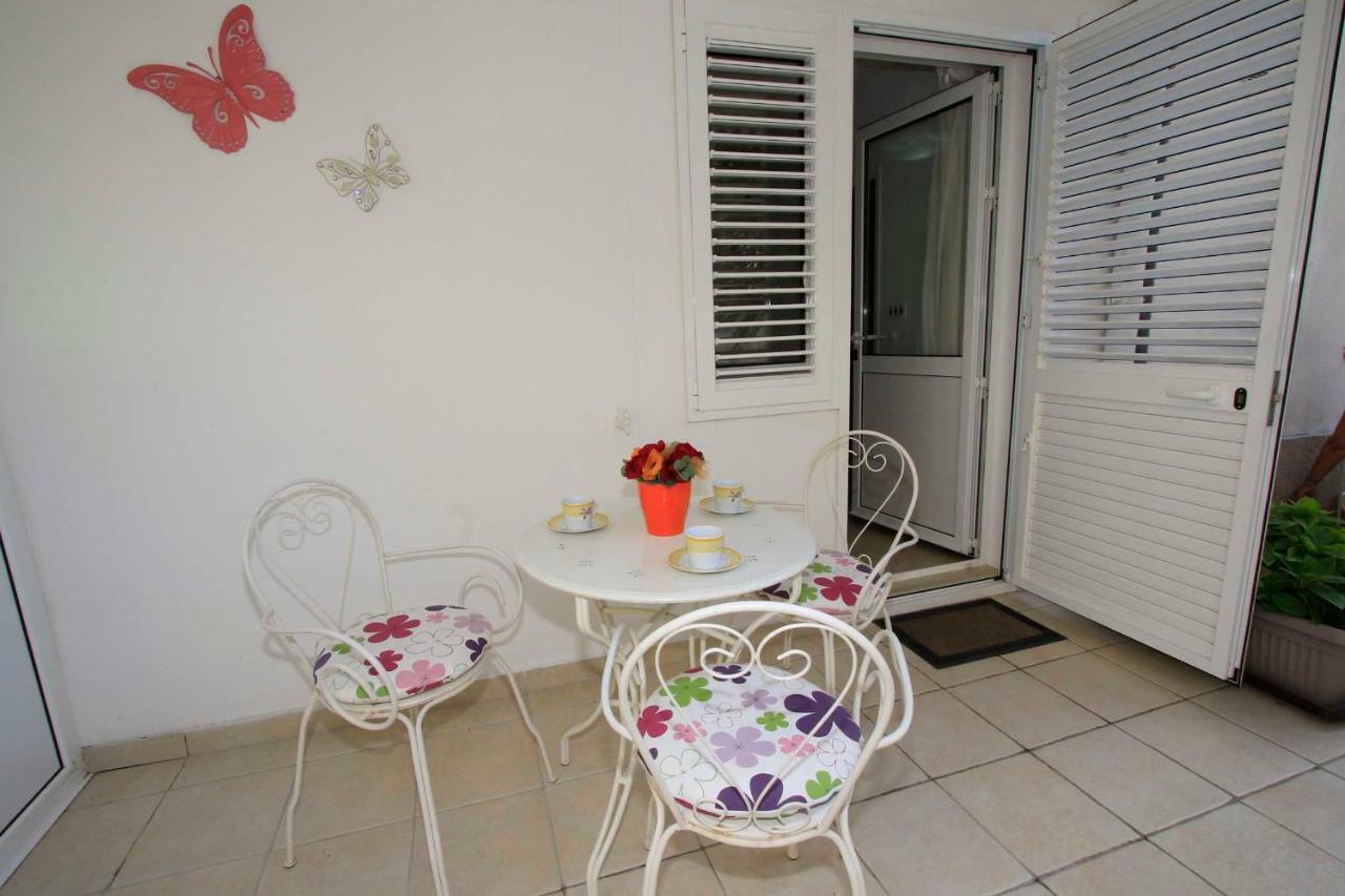 Apartmani Ivona&Ivo Makarska Exterior foto